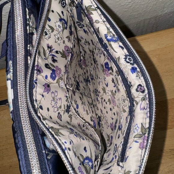 Vera Bradley Triple Compartment Crossbody Perf. Twill Blooms & Branches Navy NWT - Picture 5 of 10